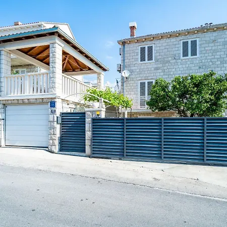 Pero Апартаменты *