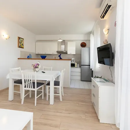 Pero Апартаменты Дубровник