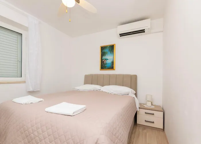 Apartament Pero *